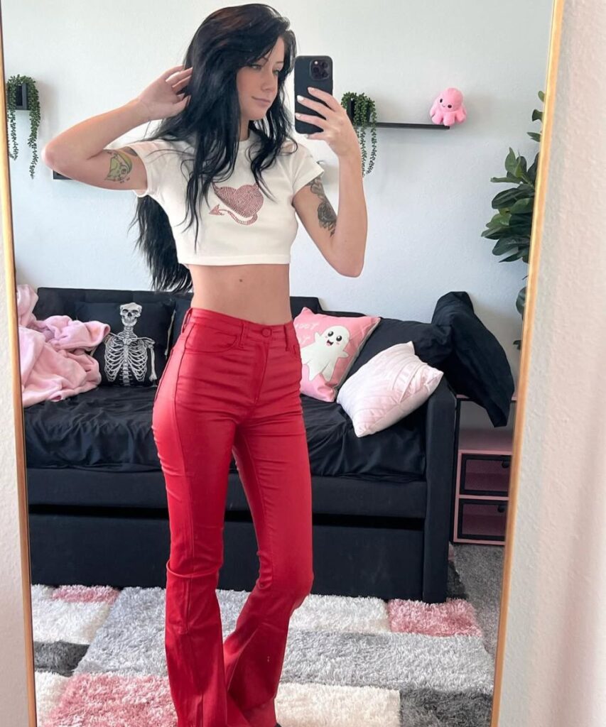catkitty21-physical-attributes-and-lifestyle